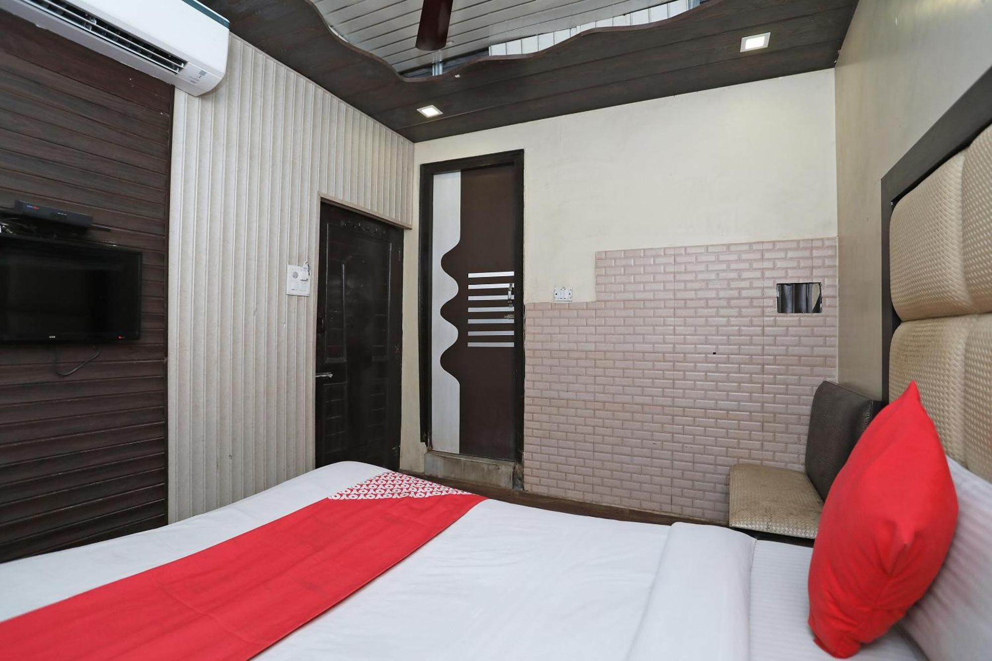 Hotel O Shri Sai International نيودلهي المظهر الخارجي الصورة